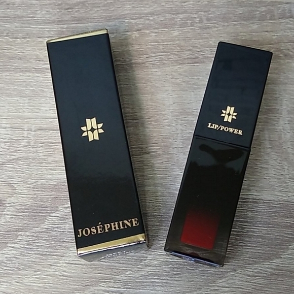 Josephine Cosmetics Matte Liquid Lipstick Tiphaine Red Vegan NEW Moisturizing - Picture 7 of 7